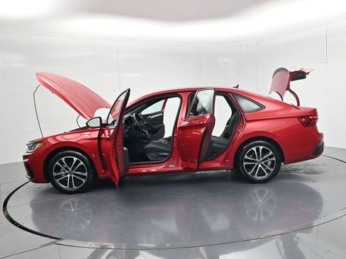 Used 2025 Volkswagen Jetta Sport FWD image 55