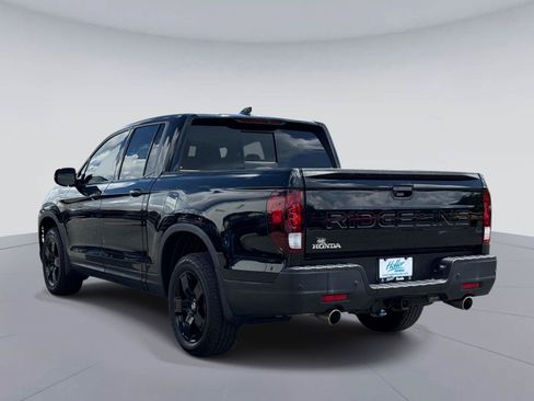 Certified 2024 Honda Ridgeline Black Edition image 6