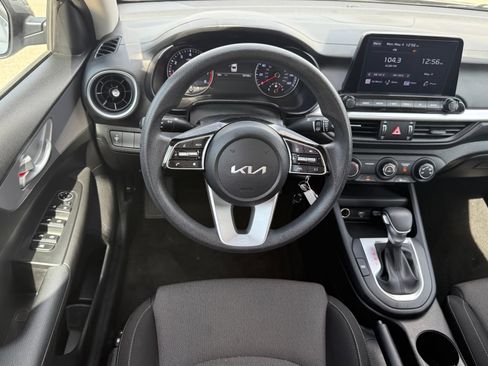 Used 2023 Kia Forte LXS FWD image 23