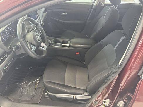 Used 2024 Nissan Sentra SV FWD image 13