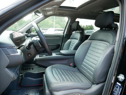 Certified 2024 Kia EV9 Land AWD/4WD image 34