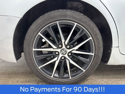 Used 2023 Toyota Camry SE image 38