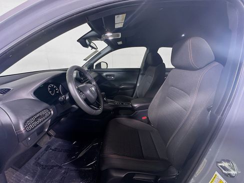 Used 2024 Honda HR-V Sport image 12