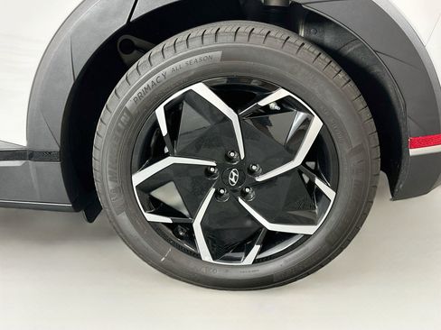 Used 2024 Hyundai Ioniq 5 SEL RWD image 11