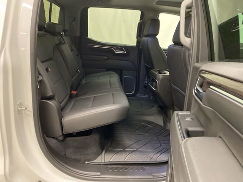 Used 2024 Chevrolet Silverado 1500 LTZ w/ LTZ Premium Package image 17