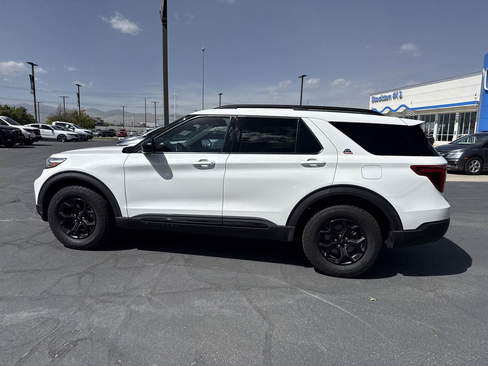 Used 2023 Ford Explorer Timberline w/ Timberline Technology Package AWD/4WD image 5
