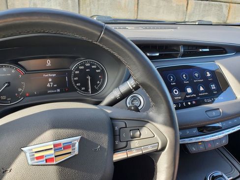 Used 2023 Cadillac XT4 Premium Luxury w/ Cold Weather Package AWD/4WD image 21