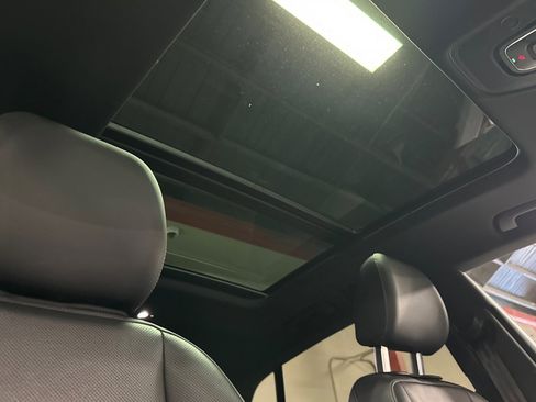 Used 2023 Audi Q8 Premium Plus w/ Premium Plus Package AWD/4WD image 16