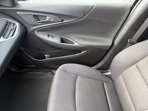 Used 2024 Chevrolet Malibu LT image 29