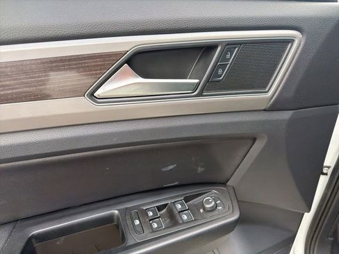 Used 2019 Volkswagen Atlas SE FWD image 13