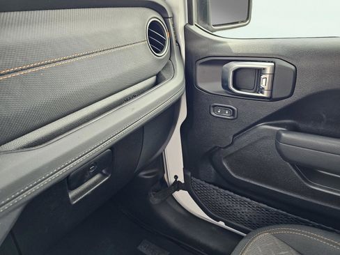 New 2026 Jeep Gladiator Mojave AWD/4WD image 28