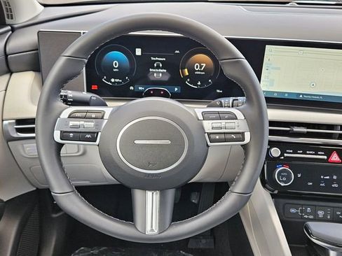 Used 2025 Hyundai Tucson SEL image 16