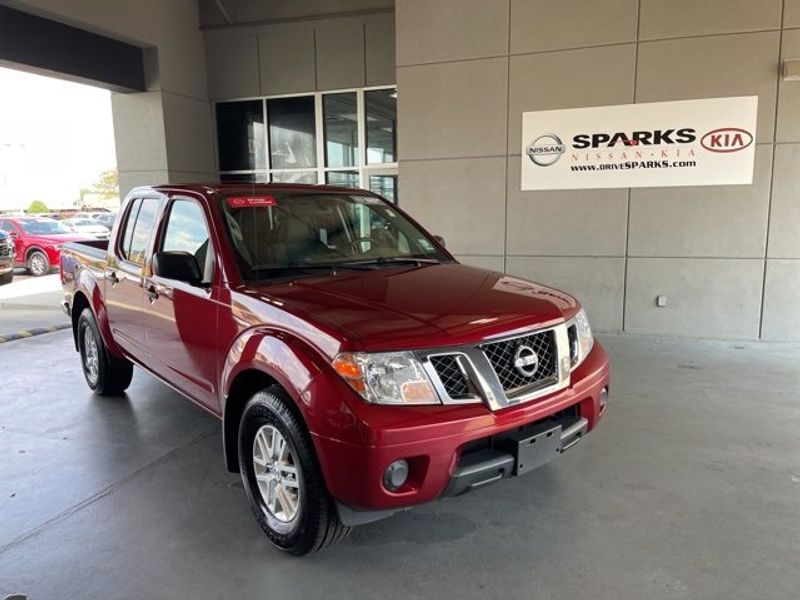 Certified 2021 Nissan Frontier SV image 1