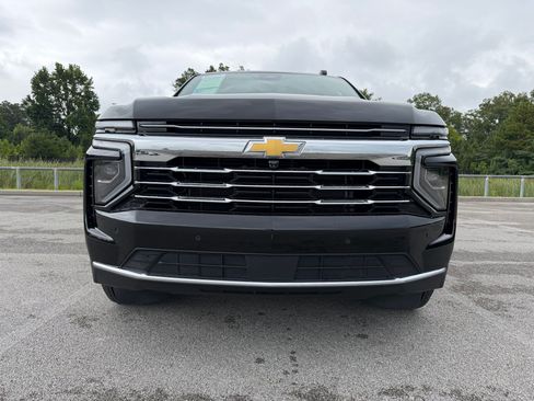 Used 2025 Chevrolet Tahoe LT RWD image 6
