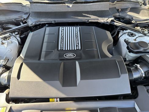 Used 2017 Land Rover Range Rover Supercharged image 19
