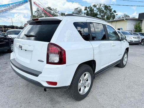 Used 2016 Jeep Compass Latitude image 6