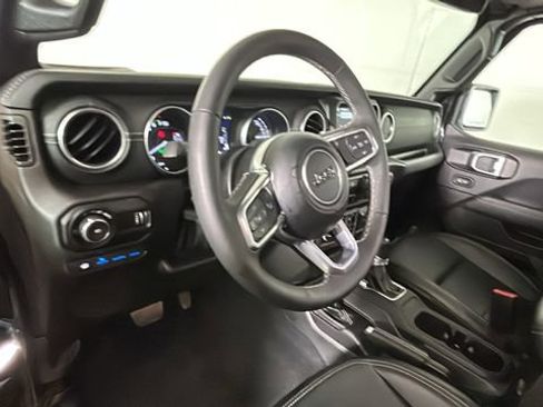 Used 2023 Jeep Wrangler Unlimited Sahara w/ Cold Weather Group AWD/4WD image 13