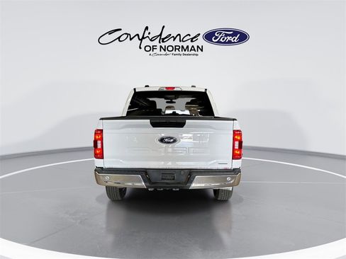 Used 2023 Ford F150 XLT image 7