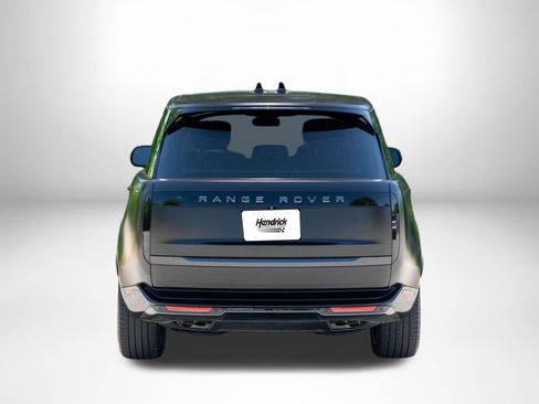 Used 2025 Land Rover Range Rover Autobiography AWD/4WD image 7