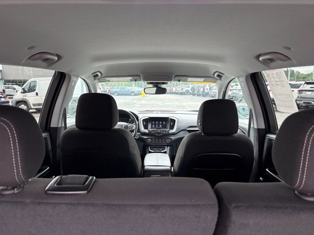 Used 2024 GMC Terrain SLE AWD/4WD image 26