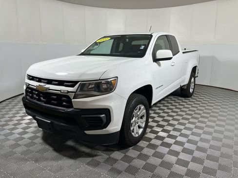 Used 2022 Chevrolet Colorado LT w/ Fleet Safety Package RWD image 4