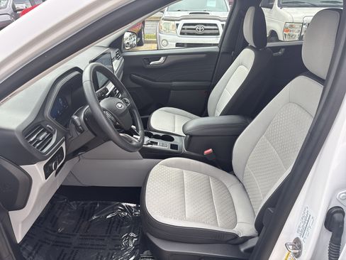 Used 2023 Ford Escape Active w/ Tech Pack #2 image 10