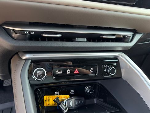 New 2025 Audi Q5 Premium Plus image 20