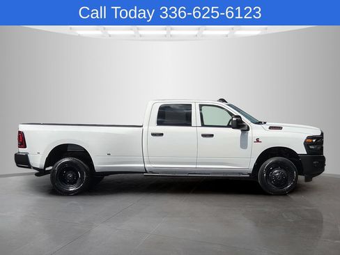New 2026 RAM 3500 Tradesman AWD/4WD image 7