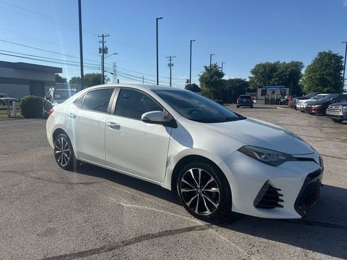 Used 2018 Toyota Corolla SE FWD image 7