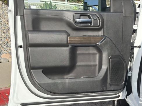 Used 2022 Chevrolet Silverado 2500 LT w/ Fleet Comfort Package image 22