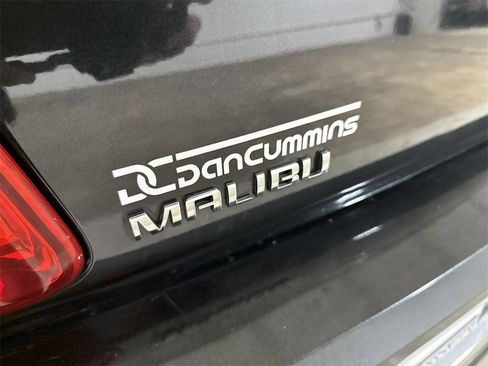 Used 2010 Chevrolet Malibu LS image 25