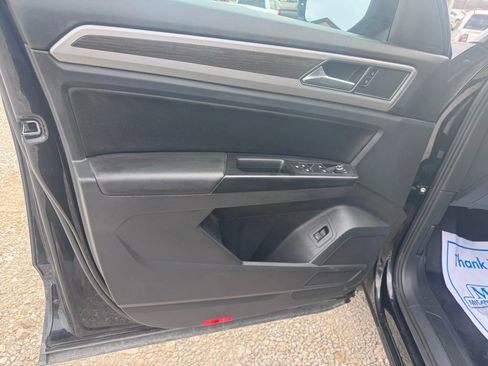 Used 2019 Volkswagen Atlas SE image 15
