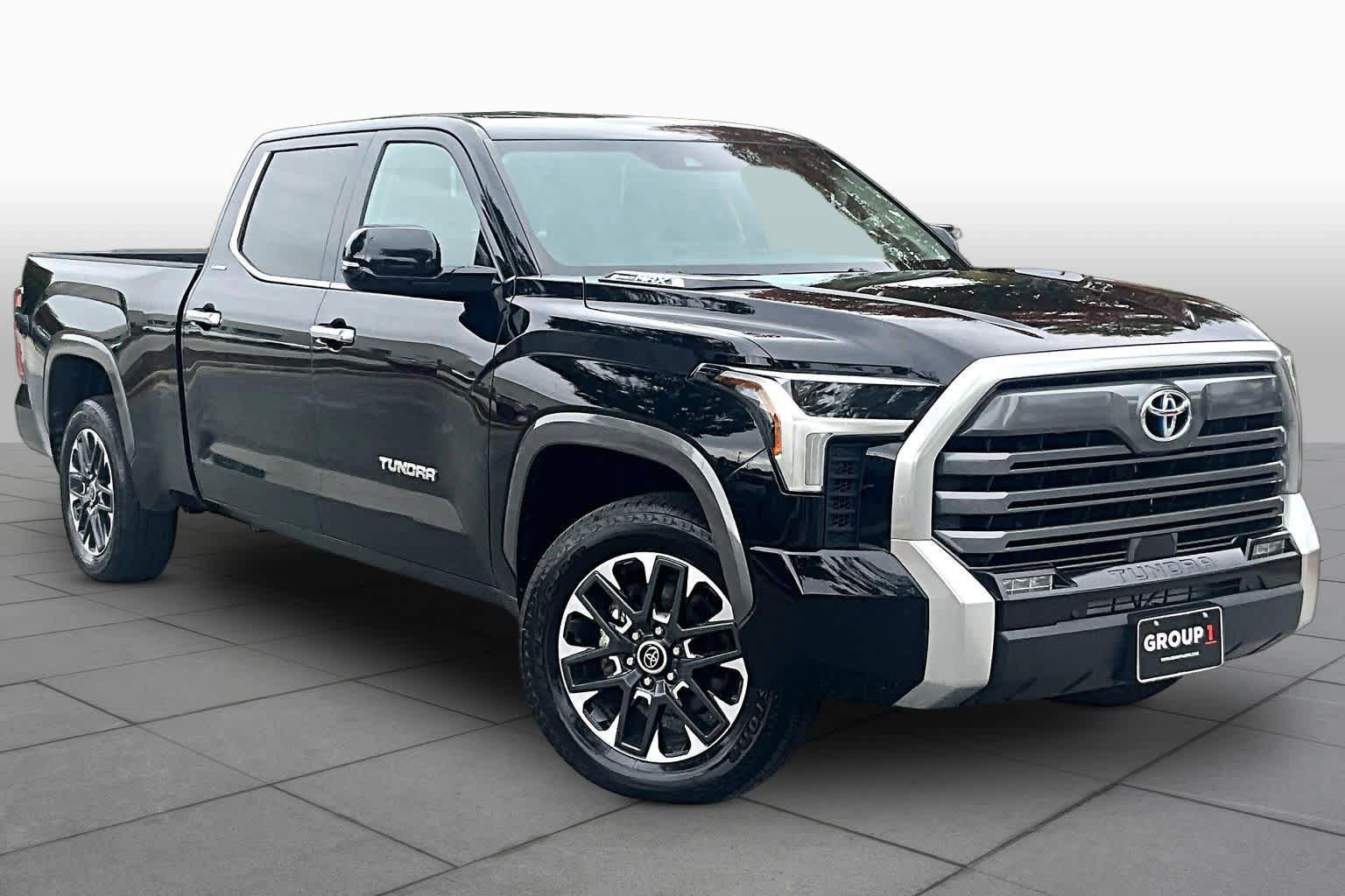 Used 2024 Toyota Tundra Limited w/ Power Package AWD/4WD image 3