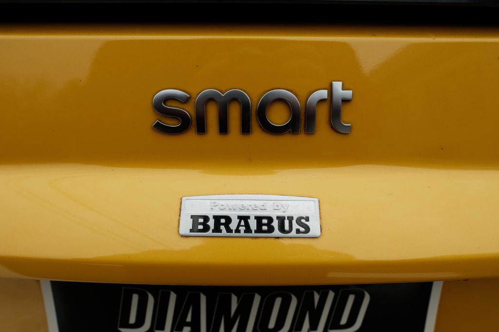 Used 2013 smart fortwo BRABUS RWD image 14