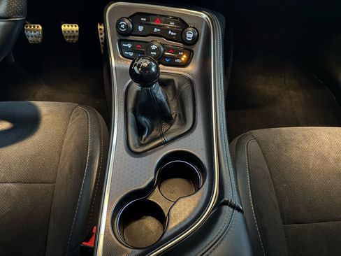 Used 2016 Dodge Challenger R/T Scat Pack RWD image 23