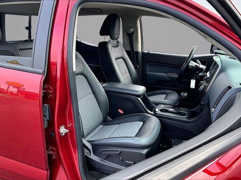 Used 2018 Chevrolet Colorado Z71 image 8