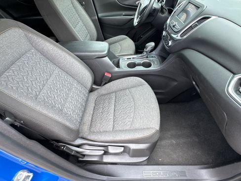 Used 2024 Chevrolet Equinox LT AWD/4WD image 12