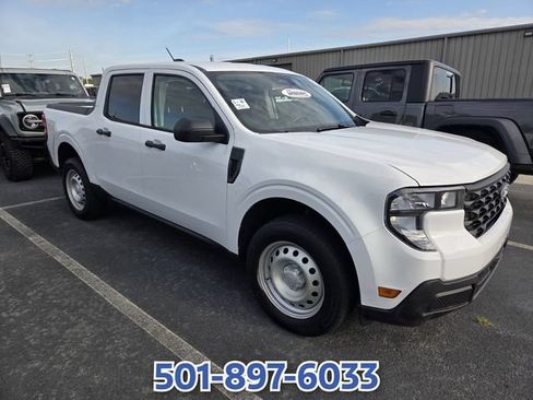 Used 2025 Ford Maverick XL w/ Equipment Group 102A AWD/4WD image 3