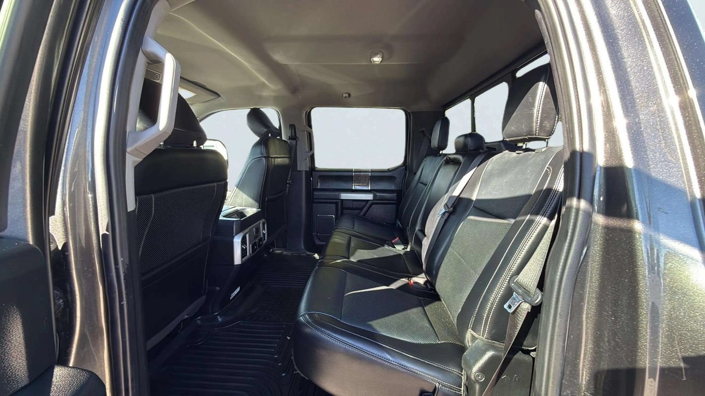 Used 2019 Ford F350 Lariat w/ Lariat Value Package AWD/4WD image 16
