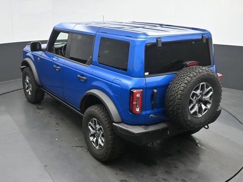Used 2025 Ford Bronco Badlands AWD/4WD image 36