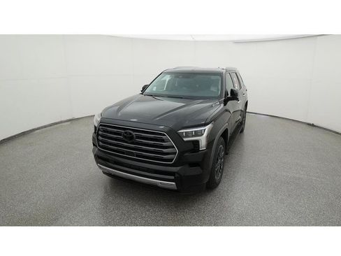 Used 2024 Toyota Sequoia Limited w/ Tow Technology Package AWD/4WD image 16
