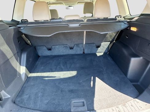 Used 2017 Ford Escape Titanium FWD image 31