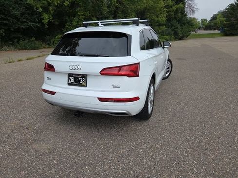 Used 2018 Audi Q5 2.0T Premium Plus w/ Premium Plus Package AWD/4WD image 12