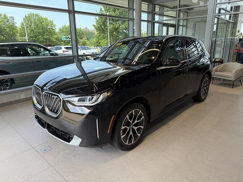 New 2026 BMW X3 xDrive30i w/ Premium Package AWD/4WD image 3