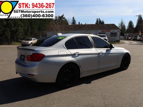 Used 2015 BMW 320i Sedan RWD image 7