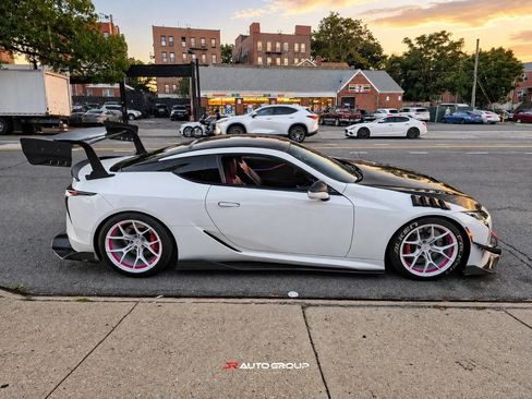 Used 2018 Lexus LC 500 Coupe w/ Touring Package RWD image 6