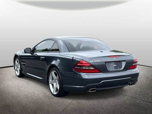 Used 2009 Mercedes-Benz SL 550 image 4
