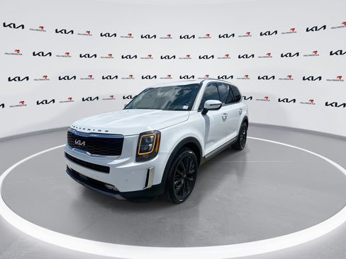 Certified 2022 Kia Telluride SX w/ Towing Package FWD image 4