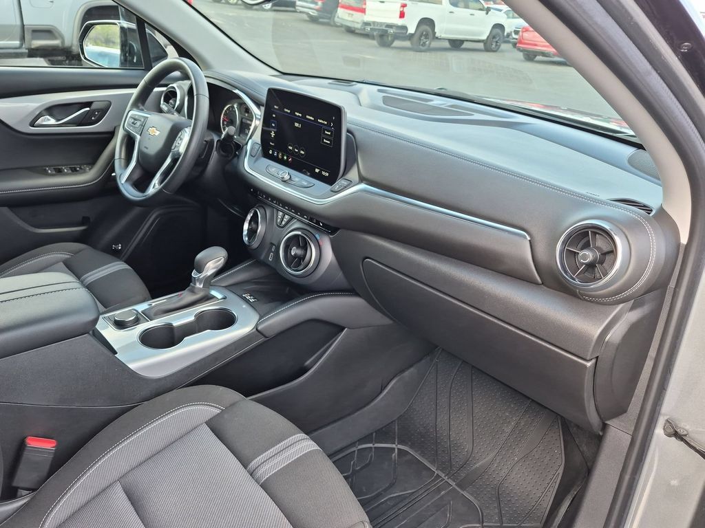 Certified 2024 Chevrolet Blazer LT w/ Redline Edition FWD image 27