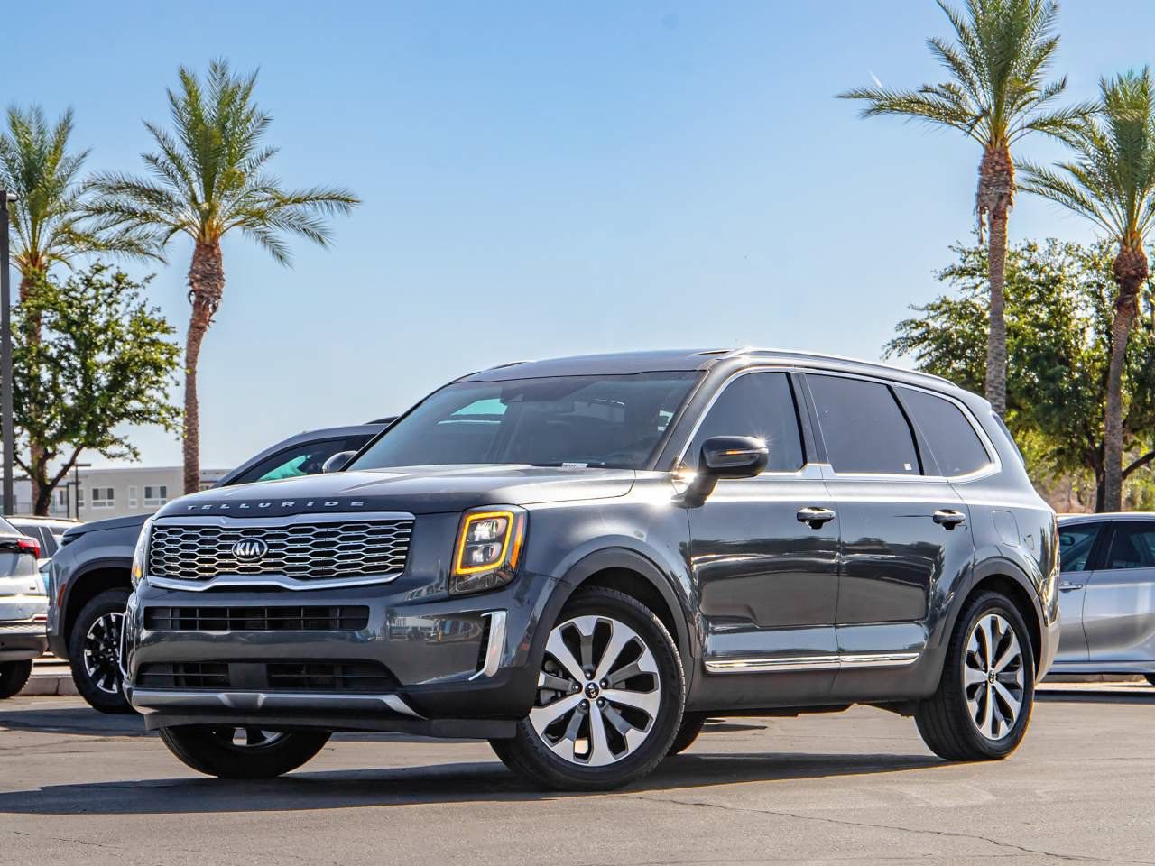 Used 2021 Kia Telluride EX w/ EX Premium Package AWD/4WD image 1